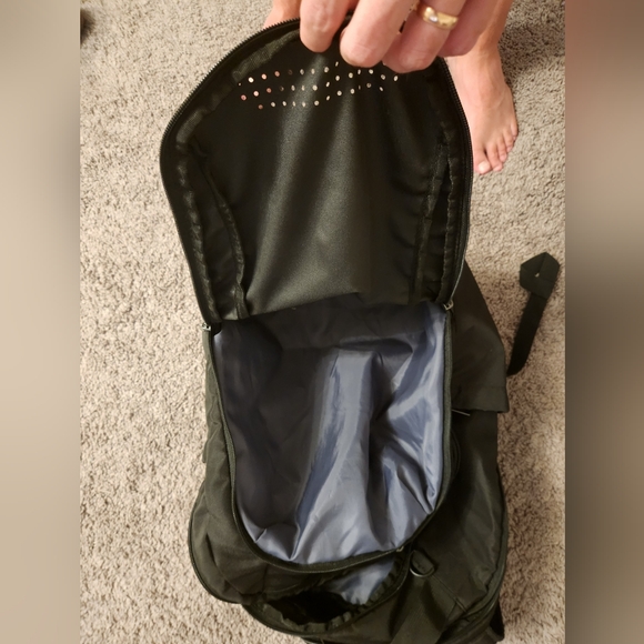 Adidas Defender Backpack - Picture 5 of 7